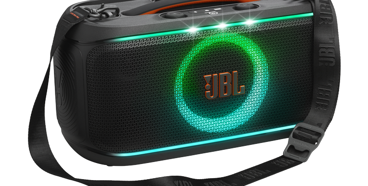 LS_JBL_PARTYBOX_ON_THE_GO_2_HERO_STRAP_0032_x2