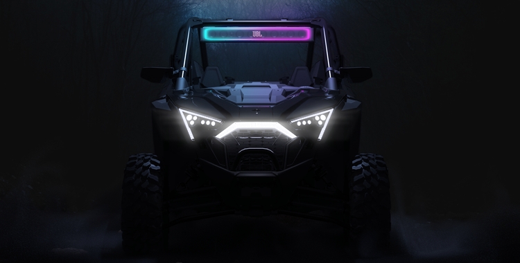 2023_JBL_RallyBar_OnVehicle_Woods