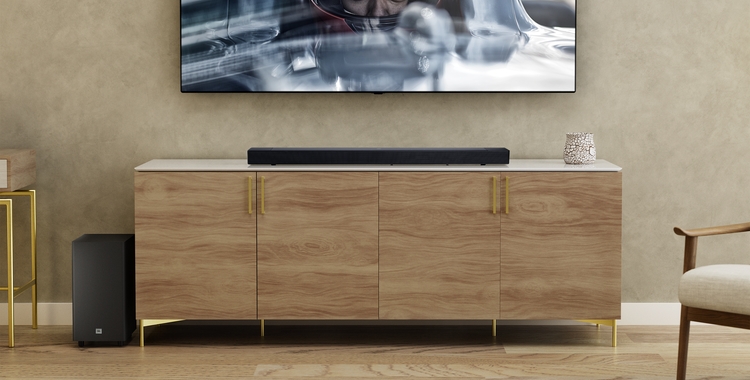 JBL lança nova soundbar da linha cinema com graves estrondosos e