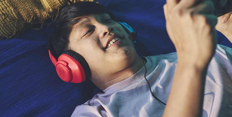 JBL_Quantum_100N_Lifestyle_Comfort