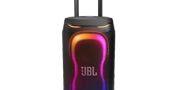 LS_ JBL_PARTYBOX_330_HANDLE_FRONT_UP_BLACK_0046_x9