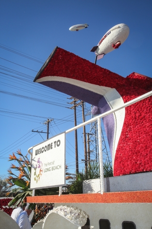 CarnivalPostParade006