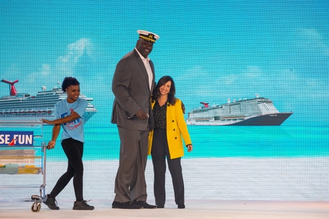 IAAPA-CD-Shaq-94-scaled