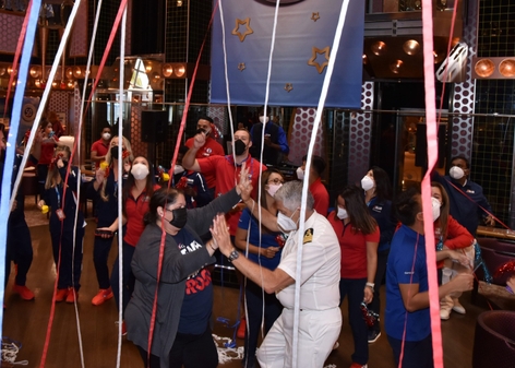 Carnival-Splendor-in-Seattle-scaled
