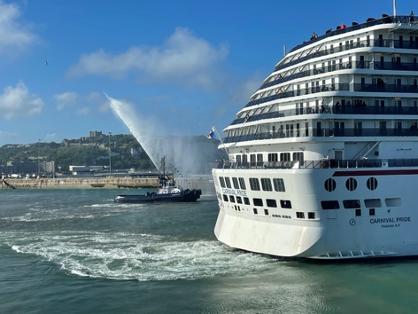 Carnival-Cruise-Line-Returns-to-Dover-scaled