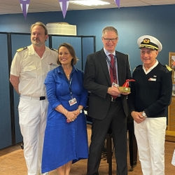 Carnival-Pride-Staff-Captain-Silvaano-Schiavone-Sonia-Limbrick-Head-of-Cruise-Port-of-Dover-Doug-Bannister-CEO-Per-of-Dover-Captain-Rino-Costanzo-scaled