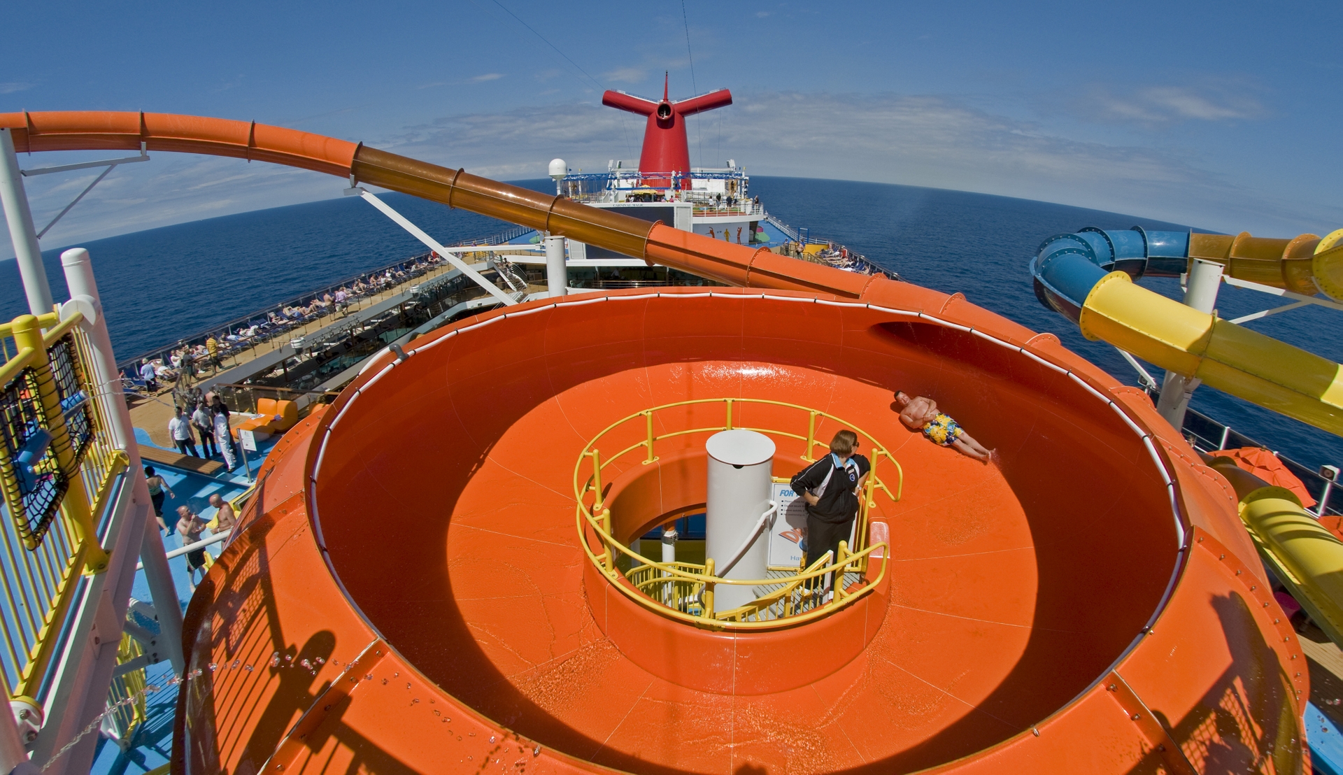 photo-carnival-magic-waterworks-carnival-cruise-line