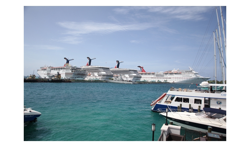 Four Ships in Nassau