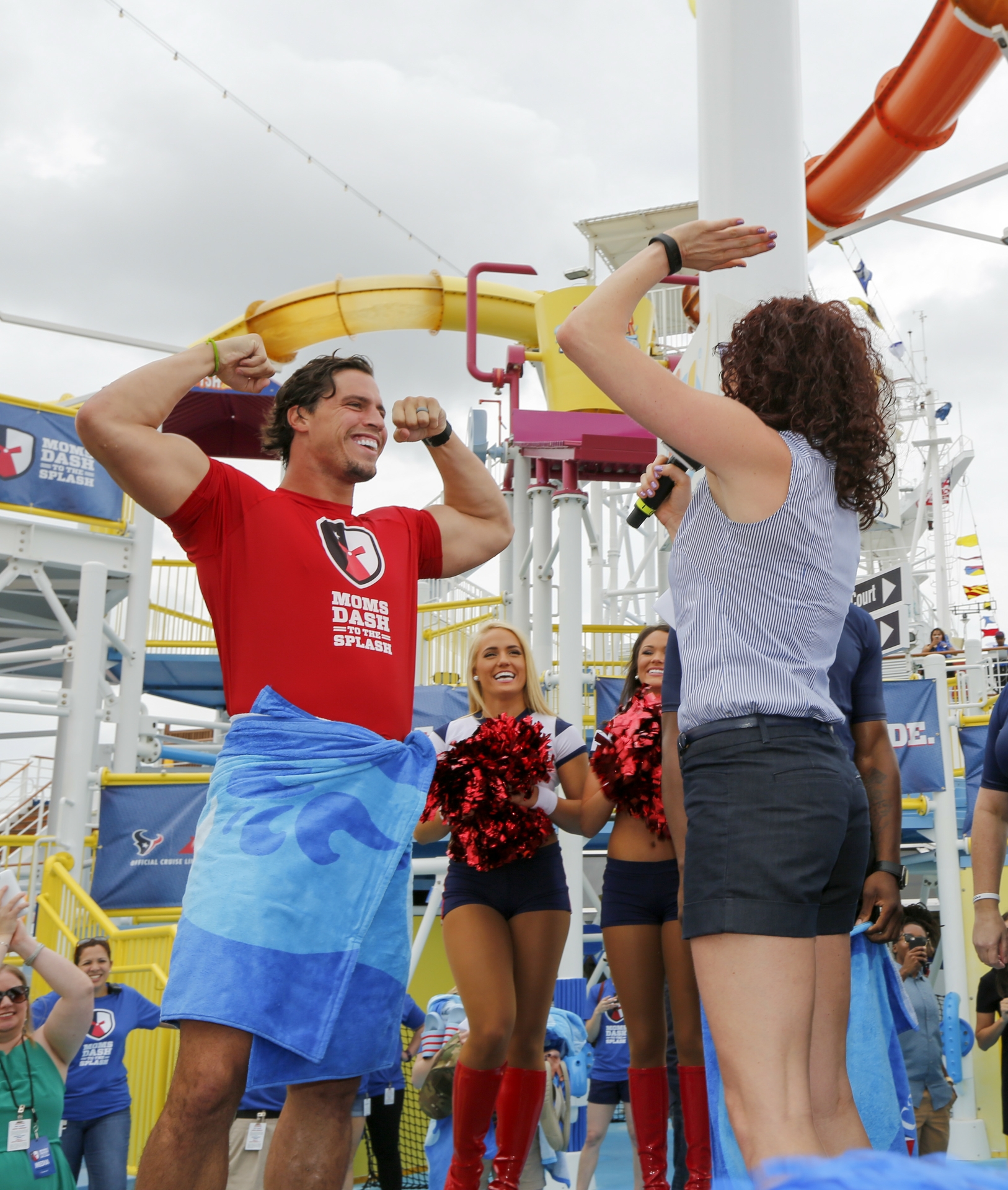 Moms Dash to the Splash