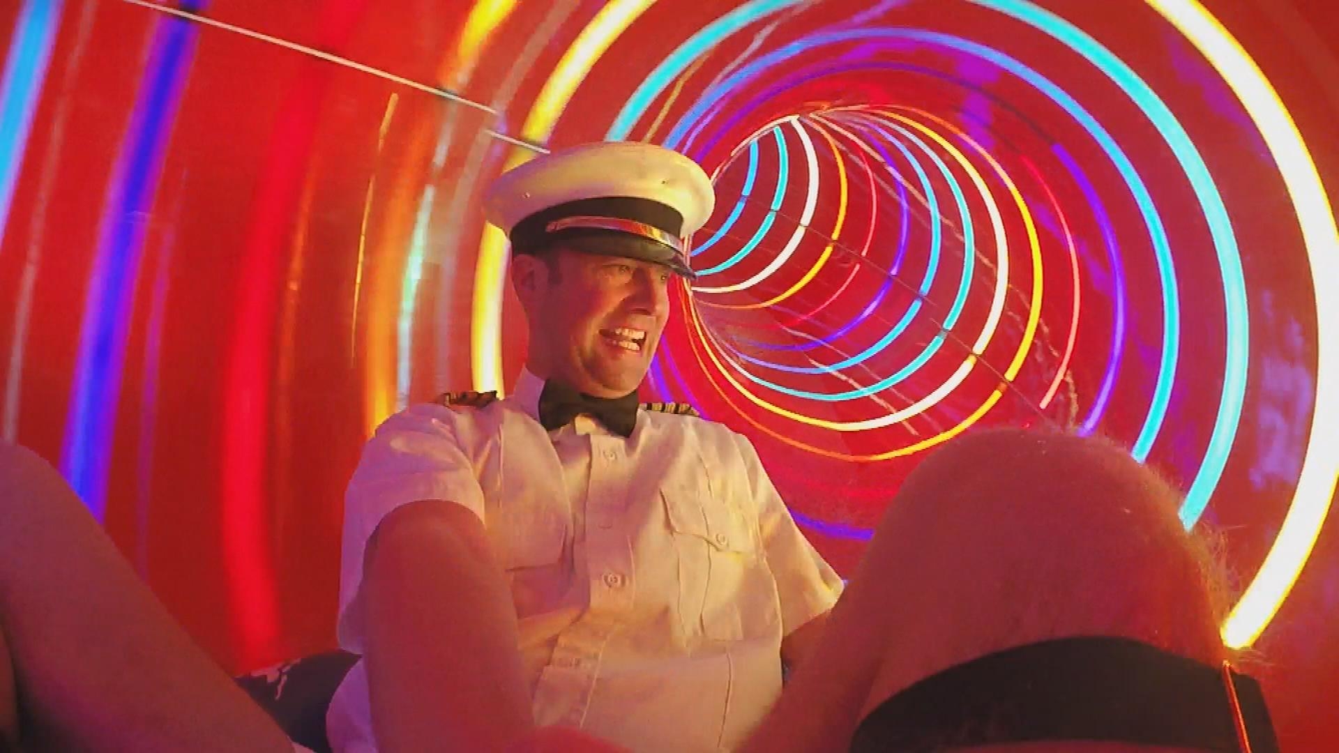 14049_carnival_slide