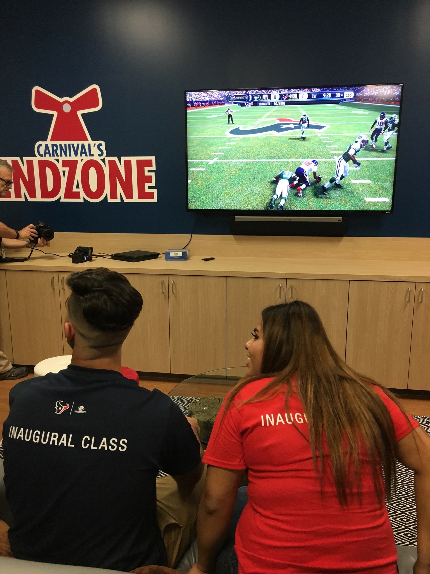 carnivalendzone2
