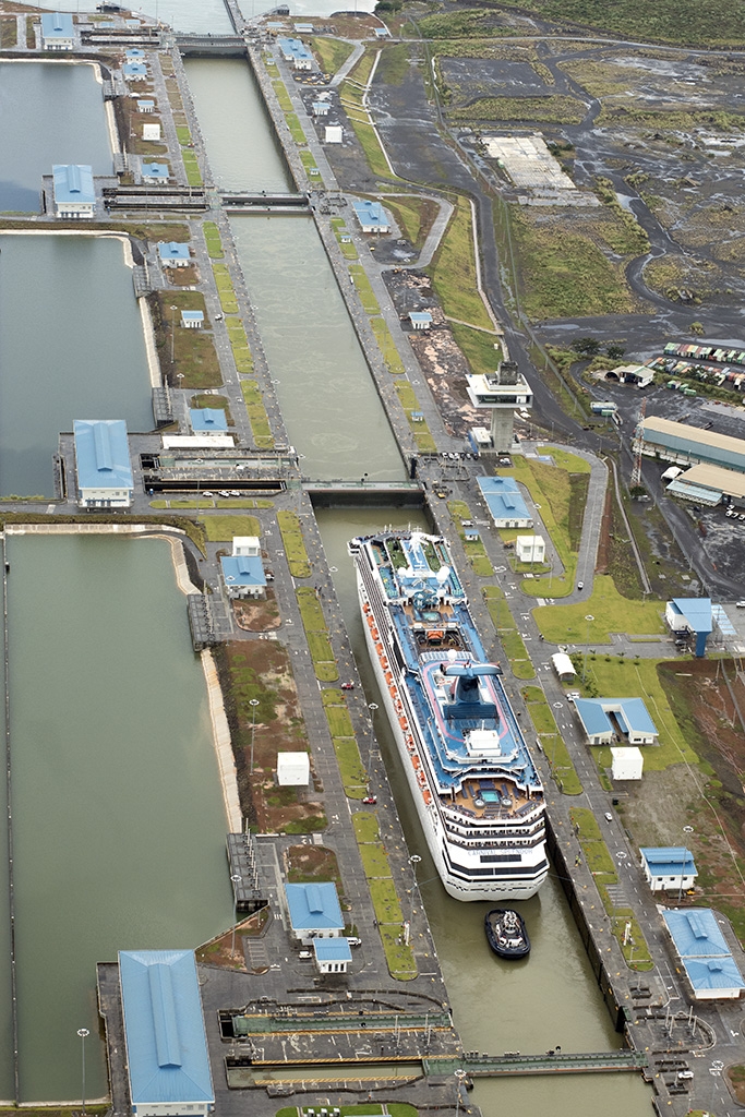 ship_SL_PanamaCanal_20180118_DSC4590