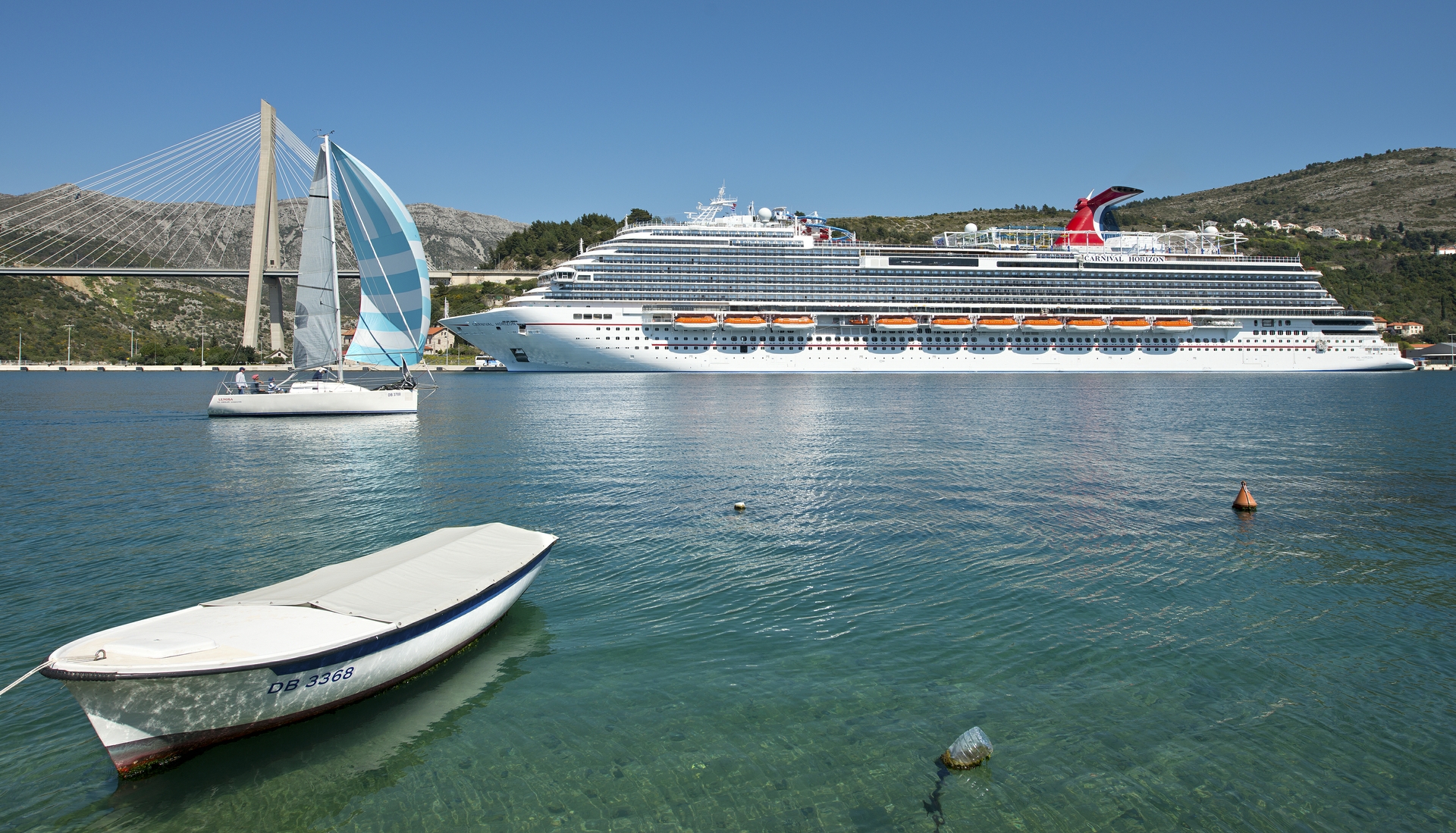 Carnival Horizon