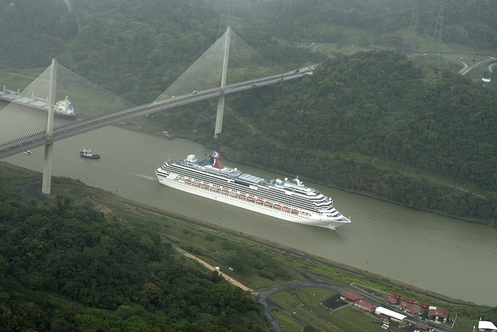 ship_SL_PanamaCanal_20180118_DSC4542