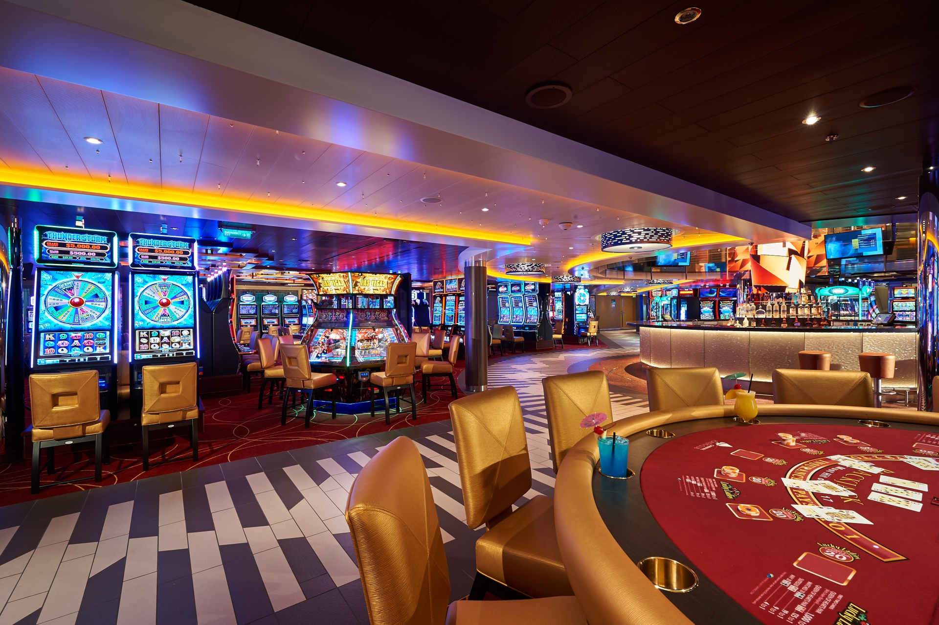 CCL_Horizon_Casino Bar_0394