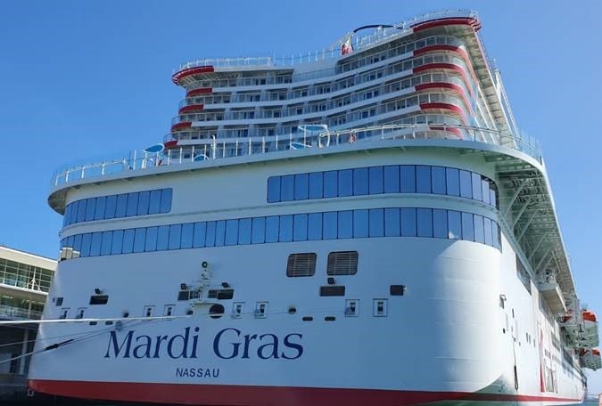 Mardi Gras Bahamas2