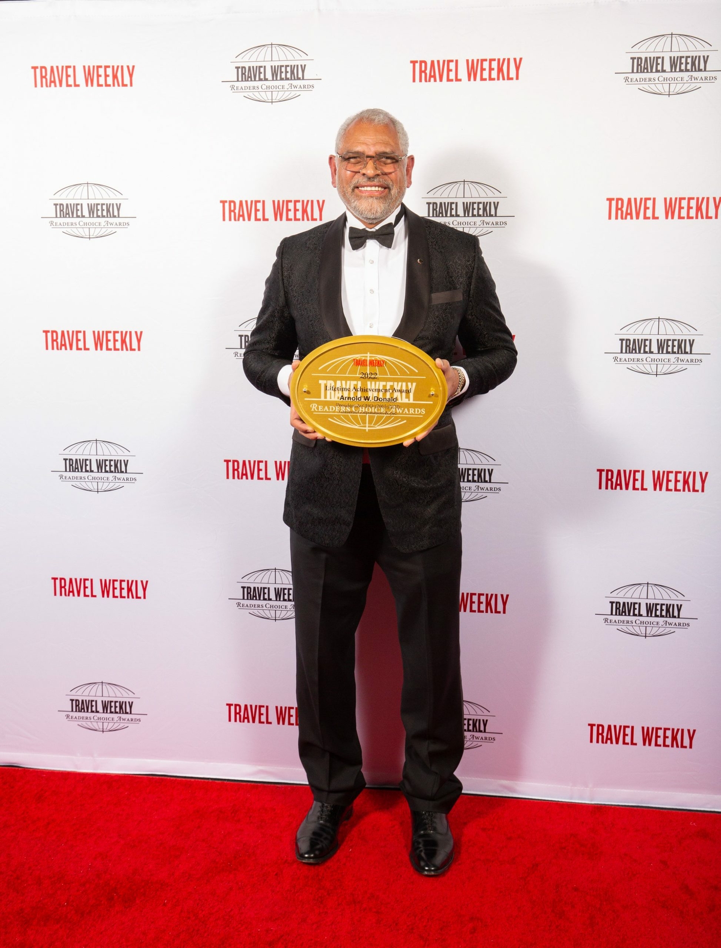 Arnold Donald Honored with Lifetime Achievement Award