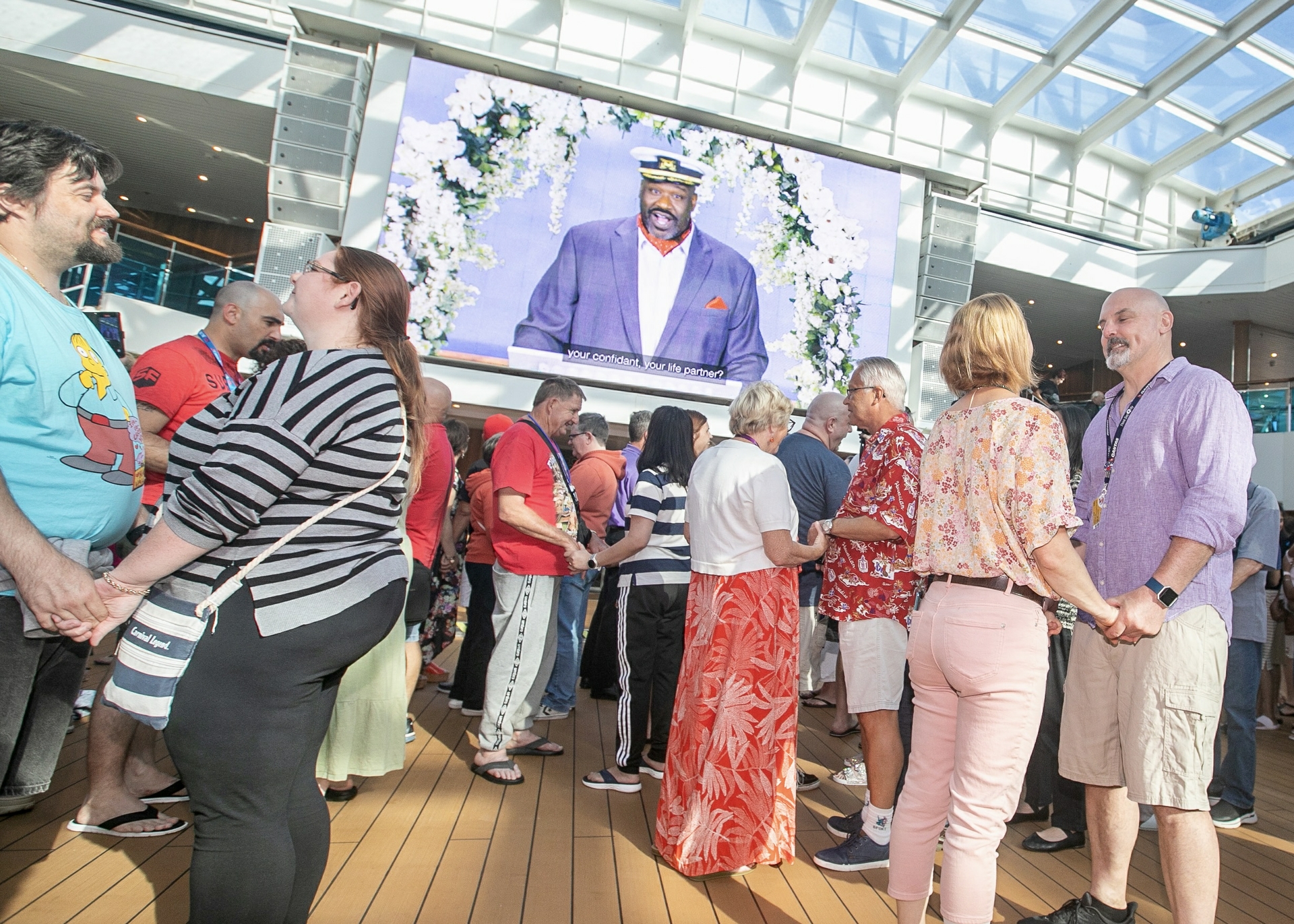 Guests on board Carnival Splendor share in symbolic vow renewal on Valentine's Day