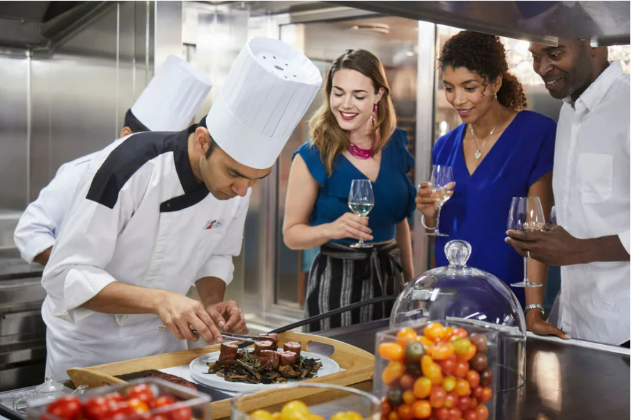 Horizon Dining.jpg