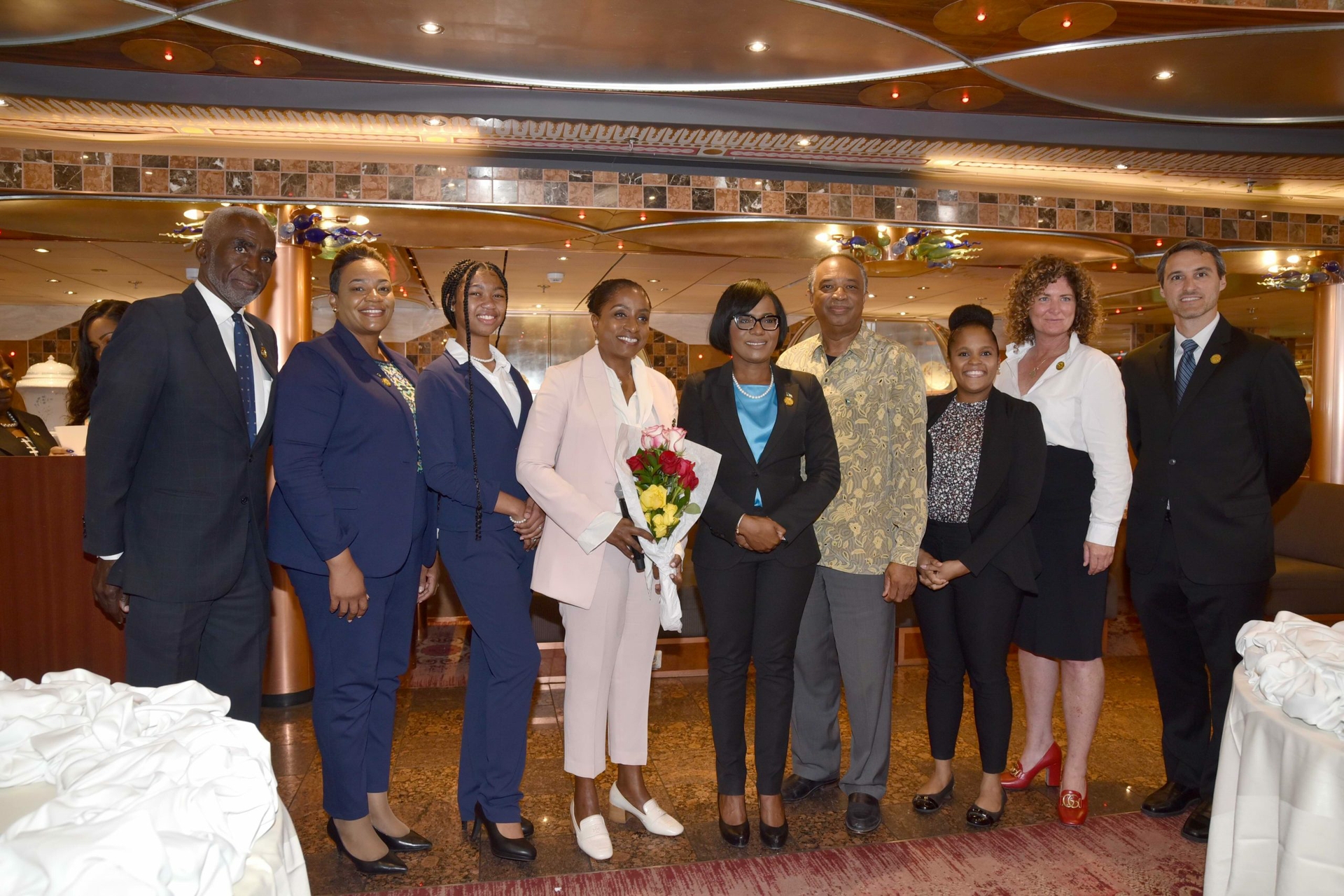 Carnival Cruise Line Hosts Grand Bahama Celebration for the 50th Independence of the Bahamas