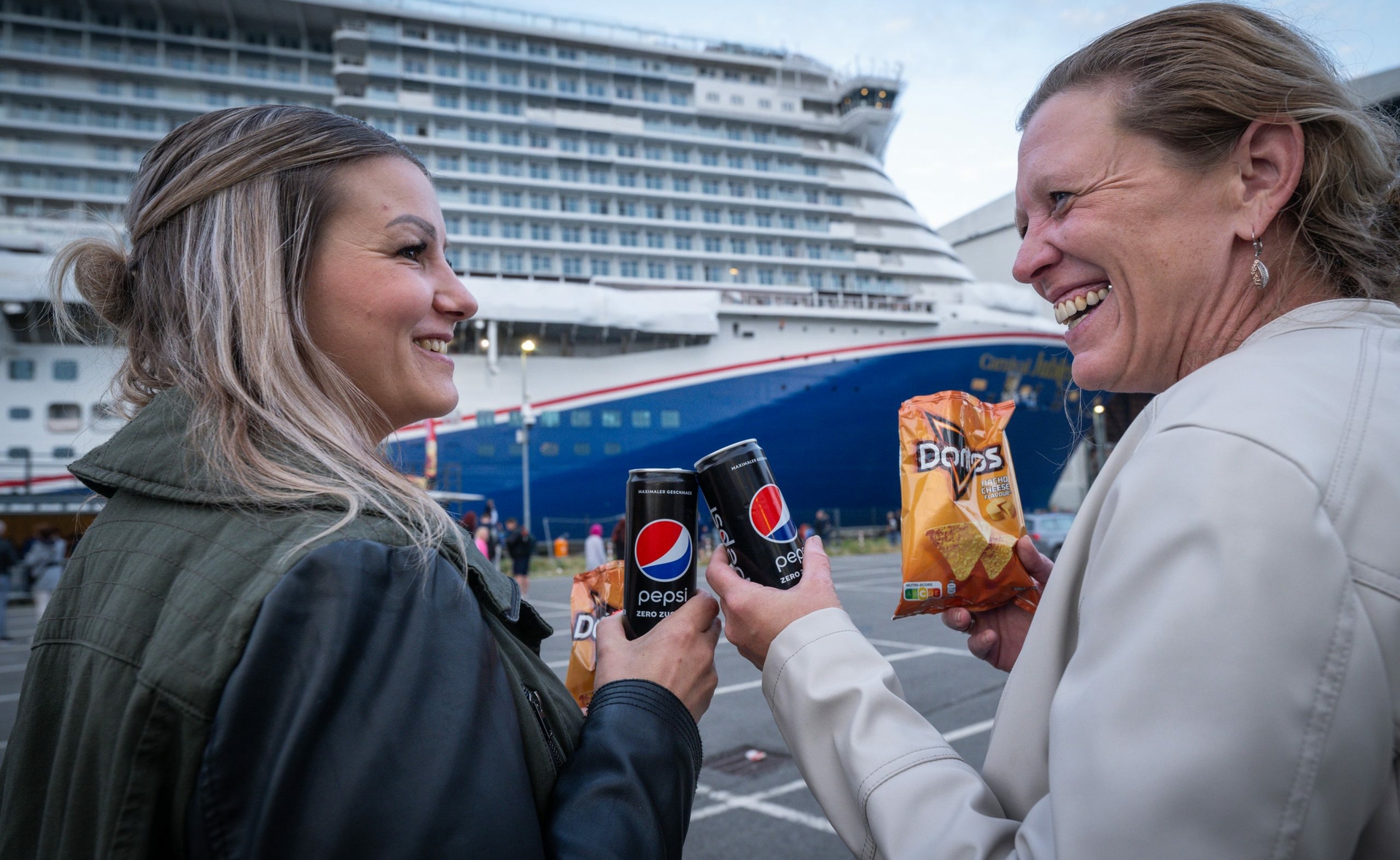 A fun tailgate-style party, complete with snacks and drinks from Carnival partner PepsiCo, accompanied the ship’s float out.