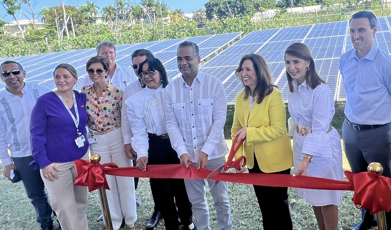 Amber Cove Solar Park ribbon cutting