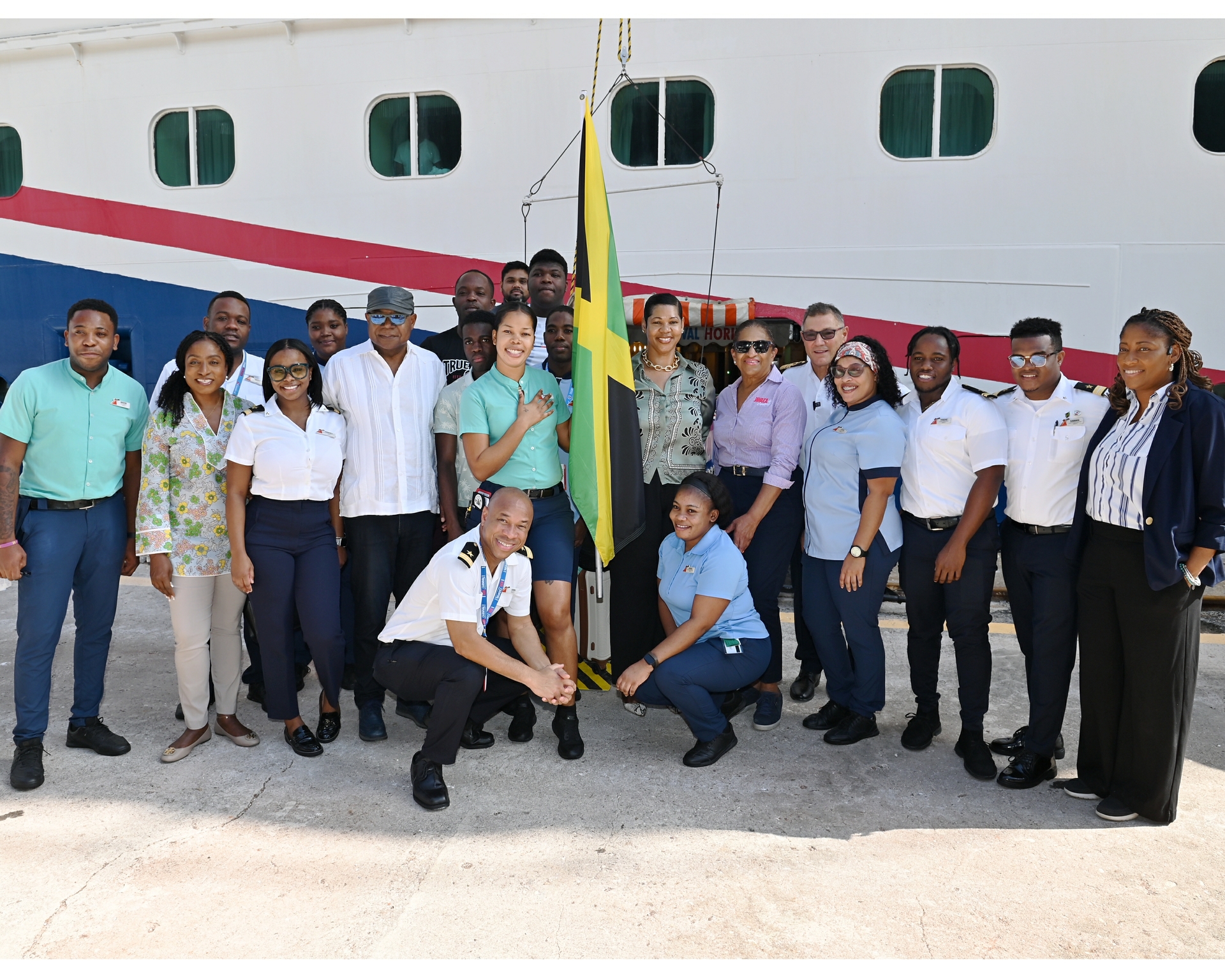 Carnival Horizon Makes Relief Call to Ocho Rios, Jamaica, Delivering Thousands of Hurricane Aid Supplies  (Image at LateCruiseNews.com - November 2025)