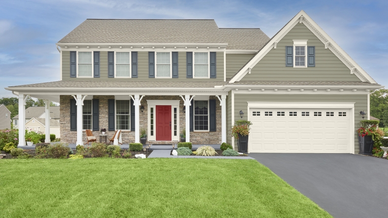 The 3 Biggest Exterior Paint Color Mistakes Homeowners Make, According to Pros