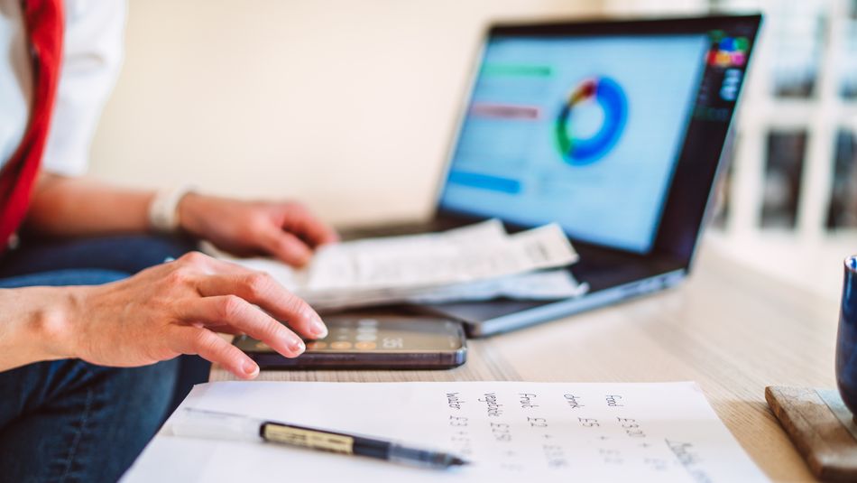 Small Changes, Big Savings: Finding Money in Your Monthly Budget thumbnail