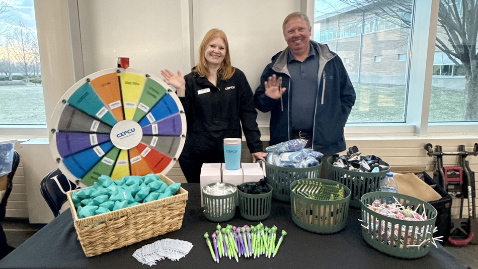 CEFCU Shows Support for UIS Athletics thumbnail