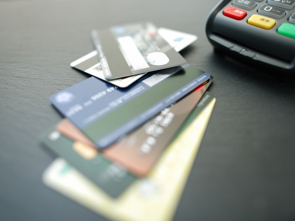 How do credit cards work? thumbnail