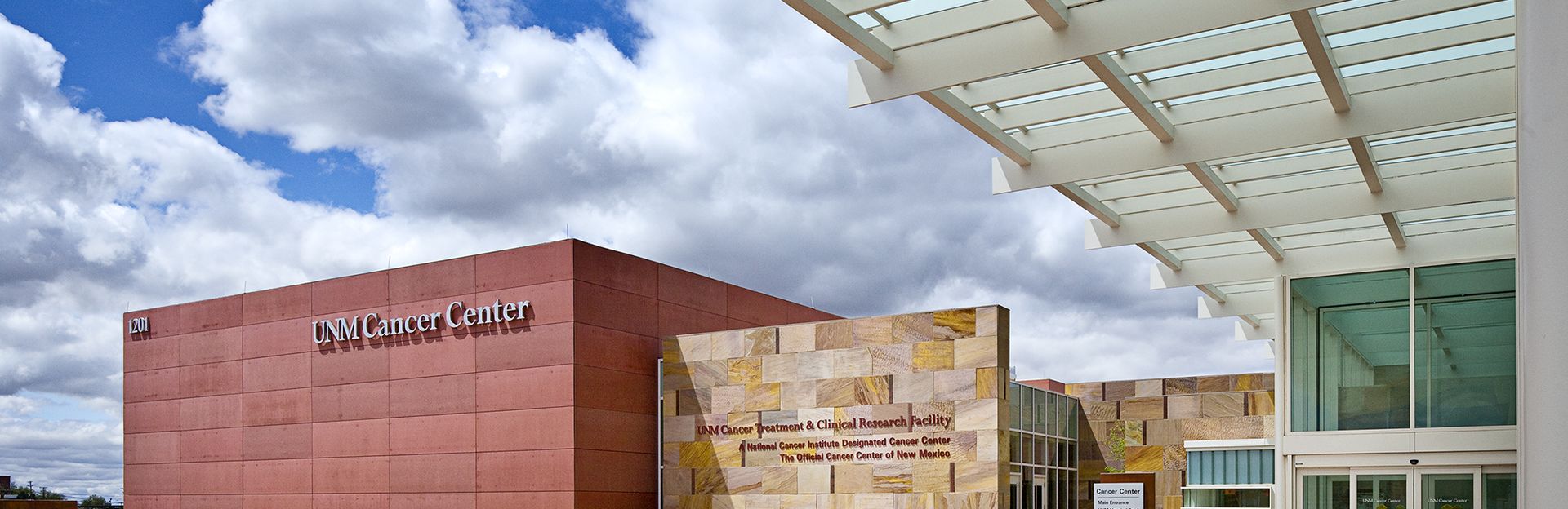 UNM Comprehensive Cancer Center | Clinic Entrance