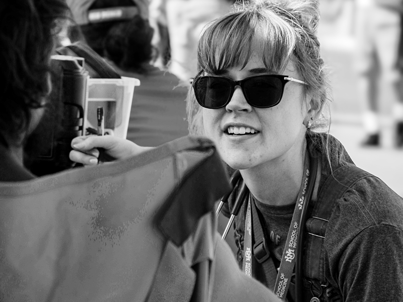 gallery-bw-street-medicine-5