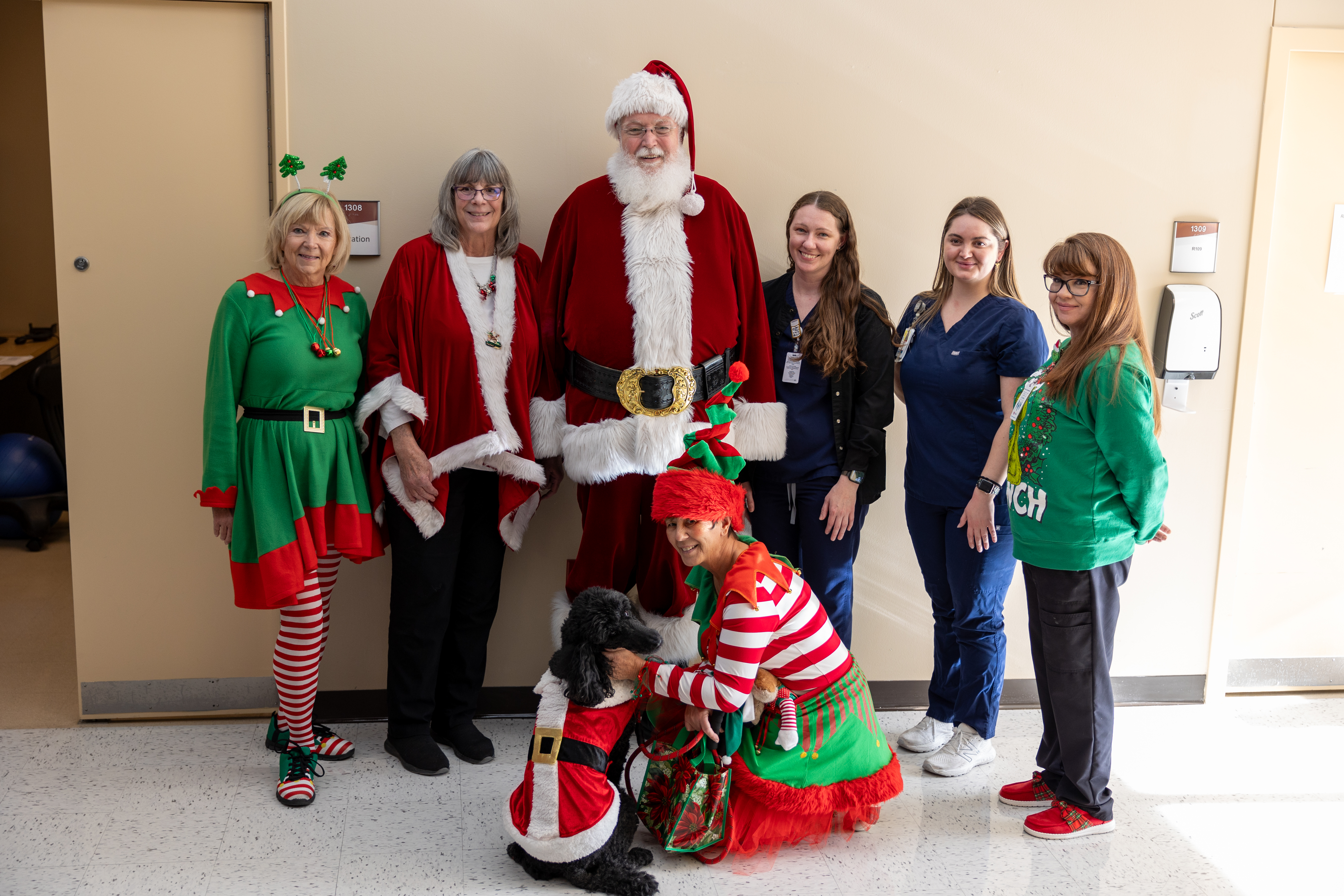 2024_12_19_24_srmc_flying-santa_photos-15