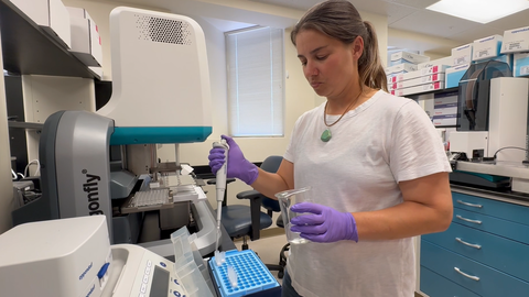 sarah davis shrum in lab - shigella 