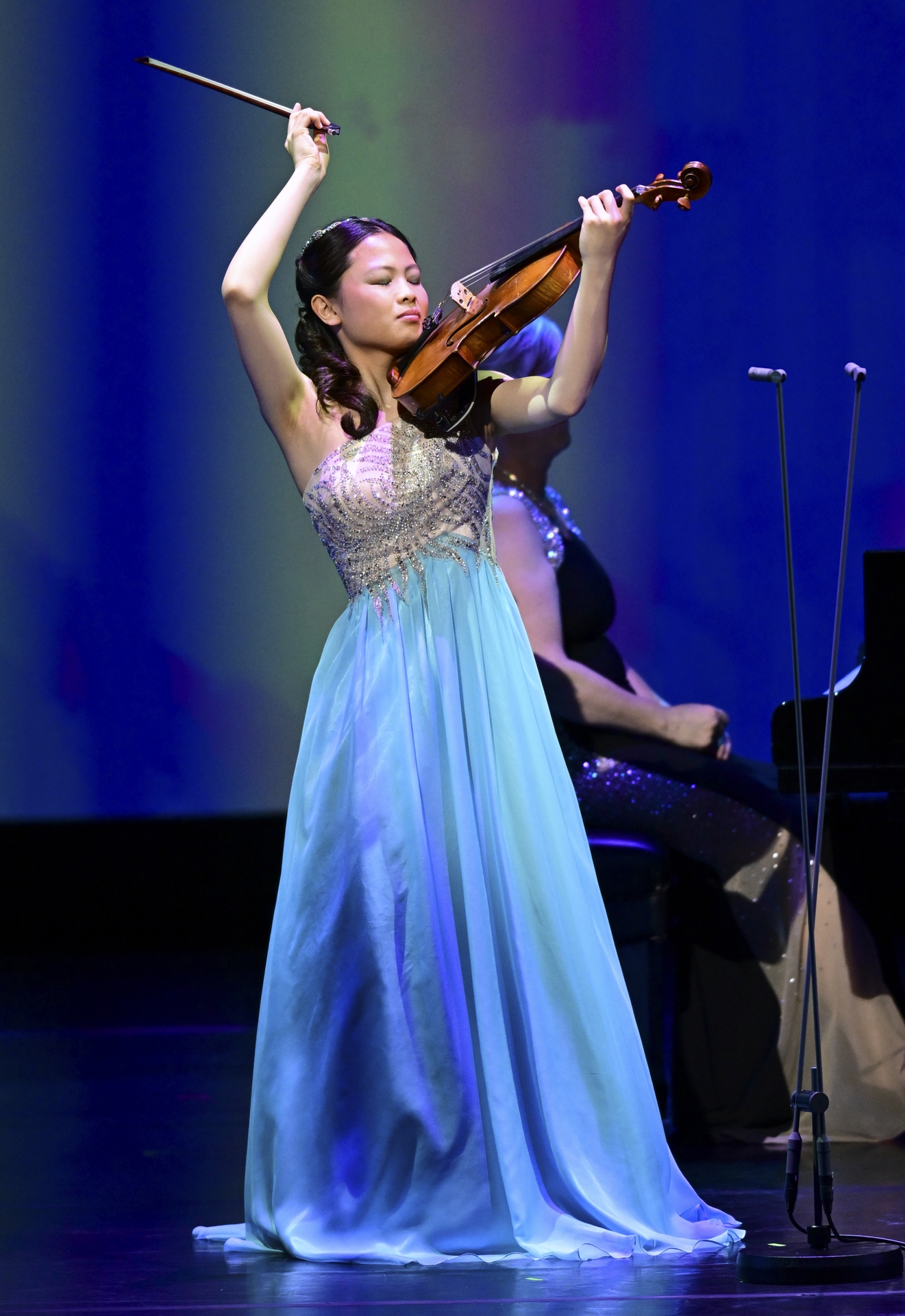 The Music Center's Spotllight Grand Prize Finalist Classical Instrumental Evangeline Lien - Photo by John McCoy for The Music Center