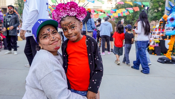 Gloria Molina Grand Park's Downtown Dia de Los Muertos Noche de los Muertos - Photo by Asha Moné for Gloria Molina Grand Park - 7