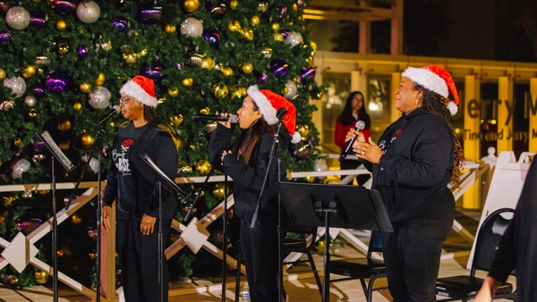 L.A. County Tree Lighting Ceremony - Photo by Will Yang - 7