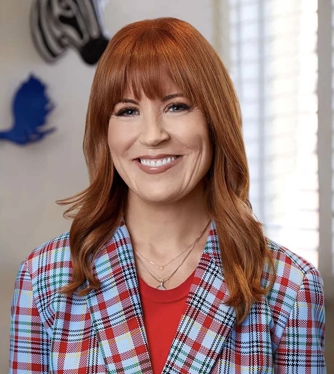 Kristin Burr, Member at Large