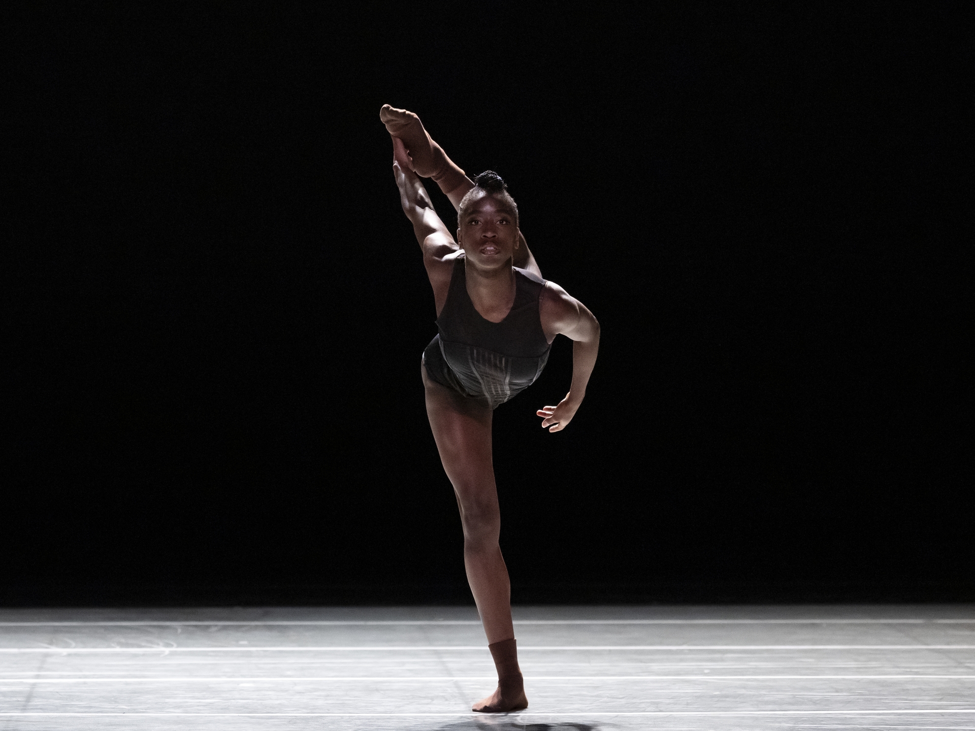 AAADTs Caroline T. Dartey in Medhi Walerskis Blink of an Eye. Photo by Paul Kolnik-9