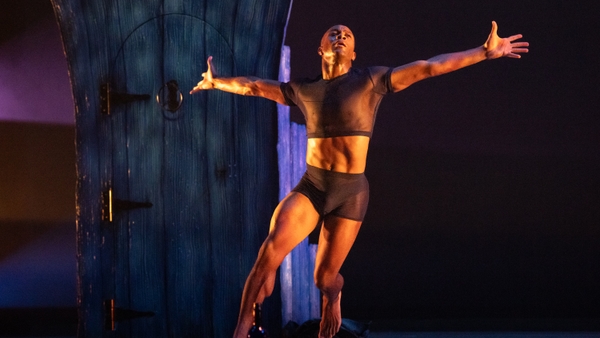AAADTs Xavier Mack in The Holy Blues by Jawole Willa Jo Zollar Samantha Figgins and Chalvar Monteiro. Photo by Steven Pisano_0677