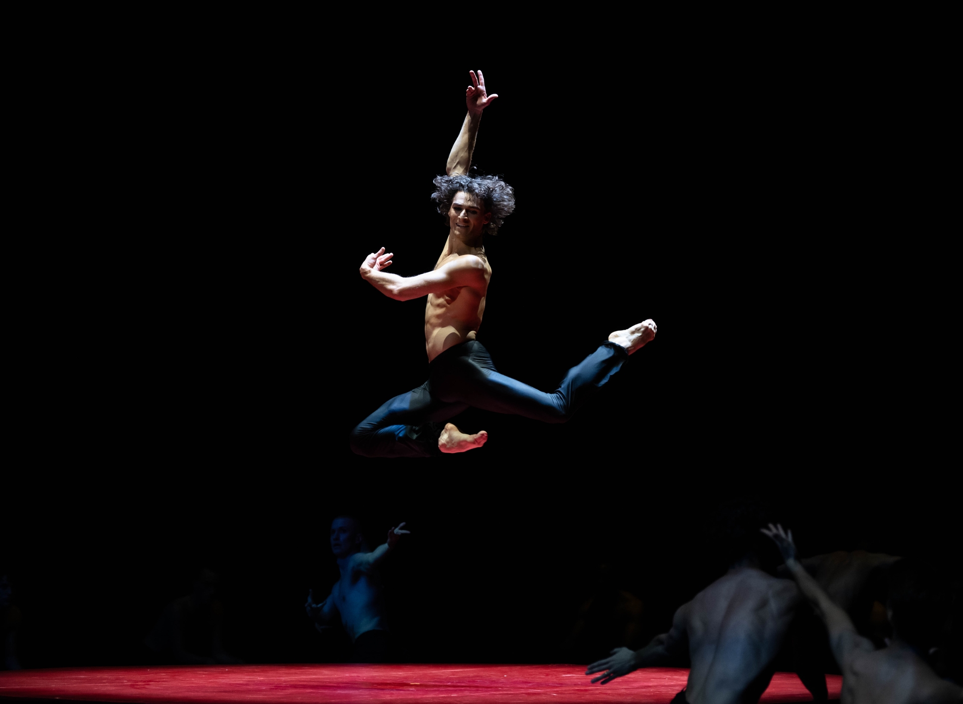 Hugo Marchand in Bolero by Choreographer Maurice Bejart - Photo by Julien Benhamou 1