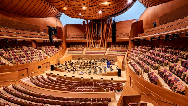The Music Centers Walt Disney Concert Hall _060322_0176 - Photo by Mario de Lopez 1