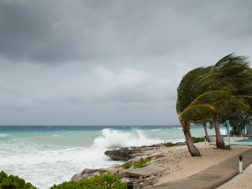 It’s Hurricane Season! Here’s how to access your health care and early refills