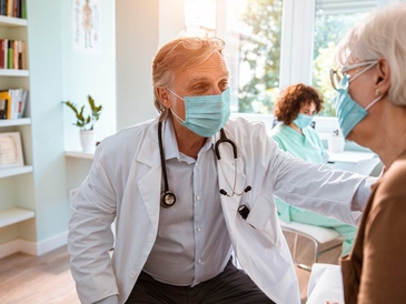 Most health systems still base doctors' pay on volume, despite push toward value-based care