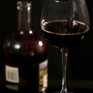 Study finds drinking wine with meals was associated with lower risk of type 2 diabetes