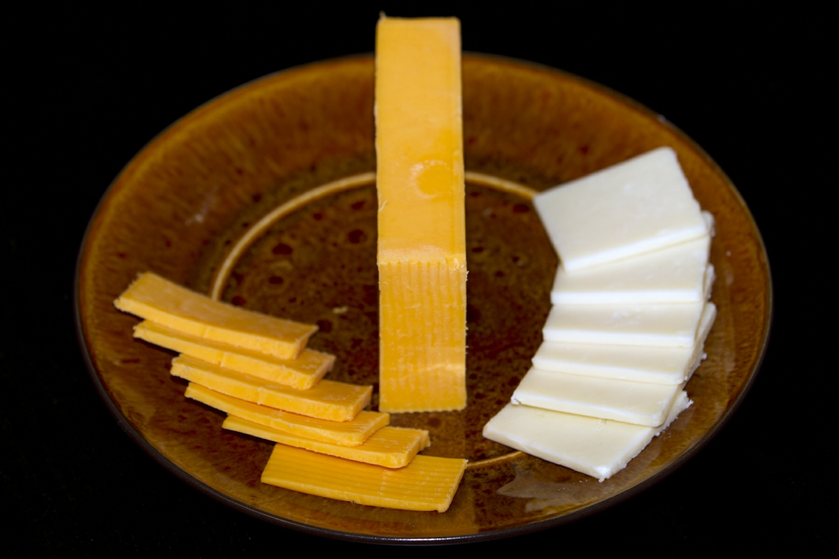 Cheese low-fat cheddar and Colby sliced horizontal