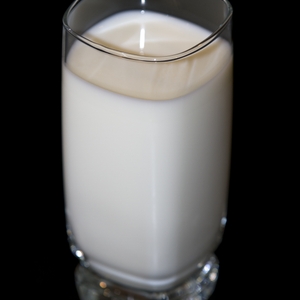 Milk Lowfat in glass verticle from above