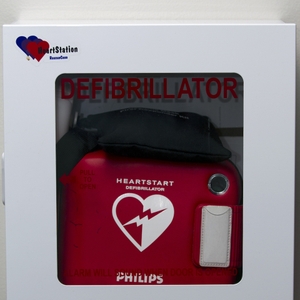 AED - Wall mounted close up Vertical