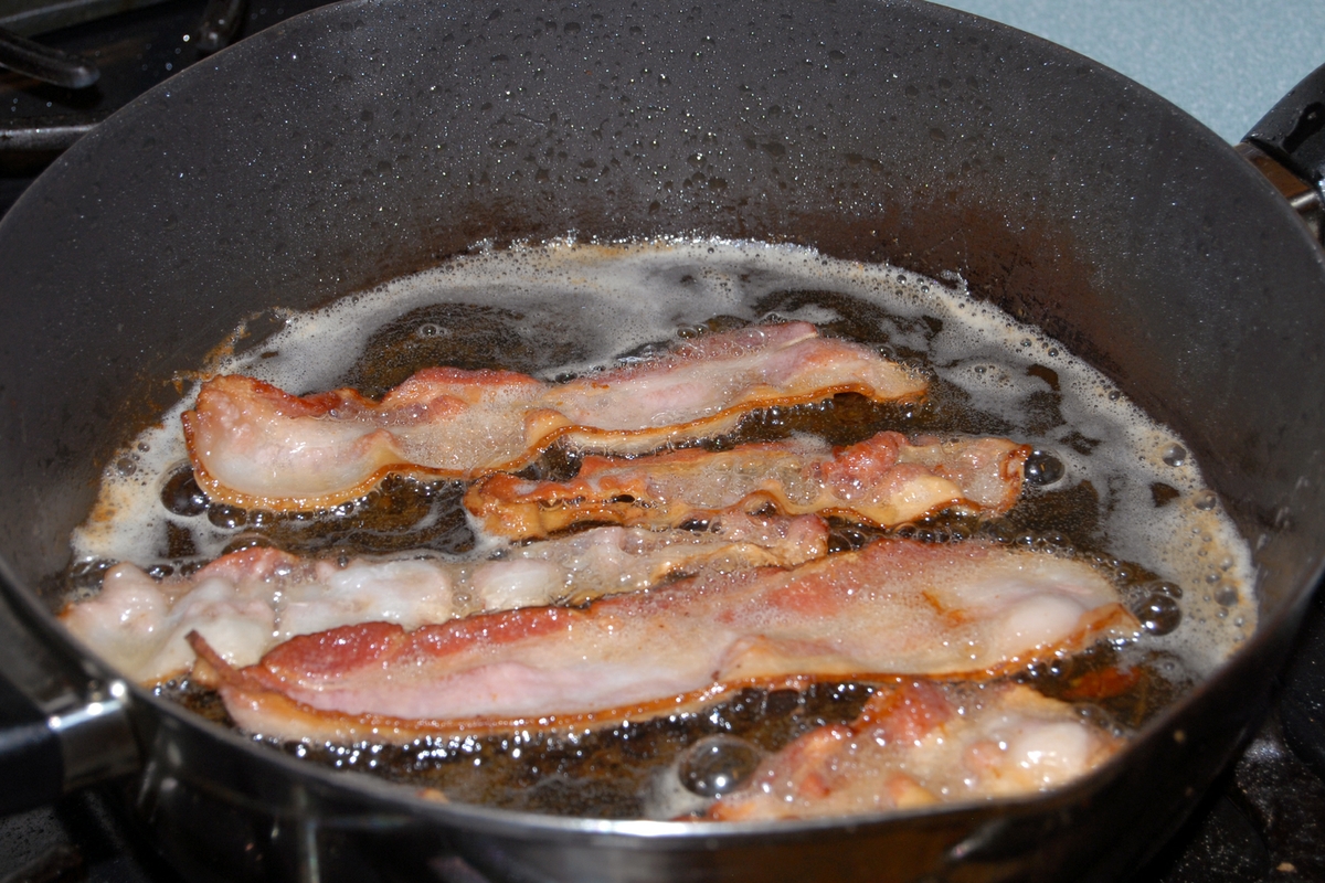 Bacon frying
